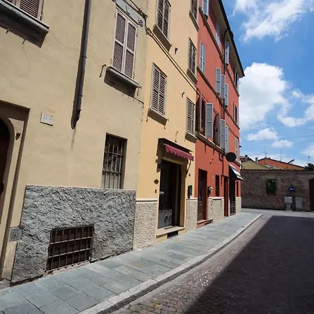Apartment L'essenziale Nel Centro Parma
